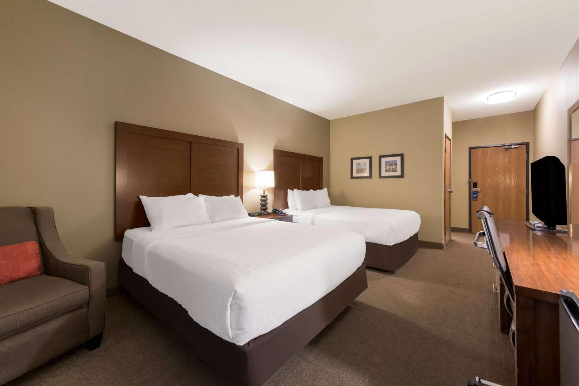 Comfort Inn East Wichita Exterior photo