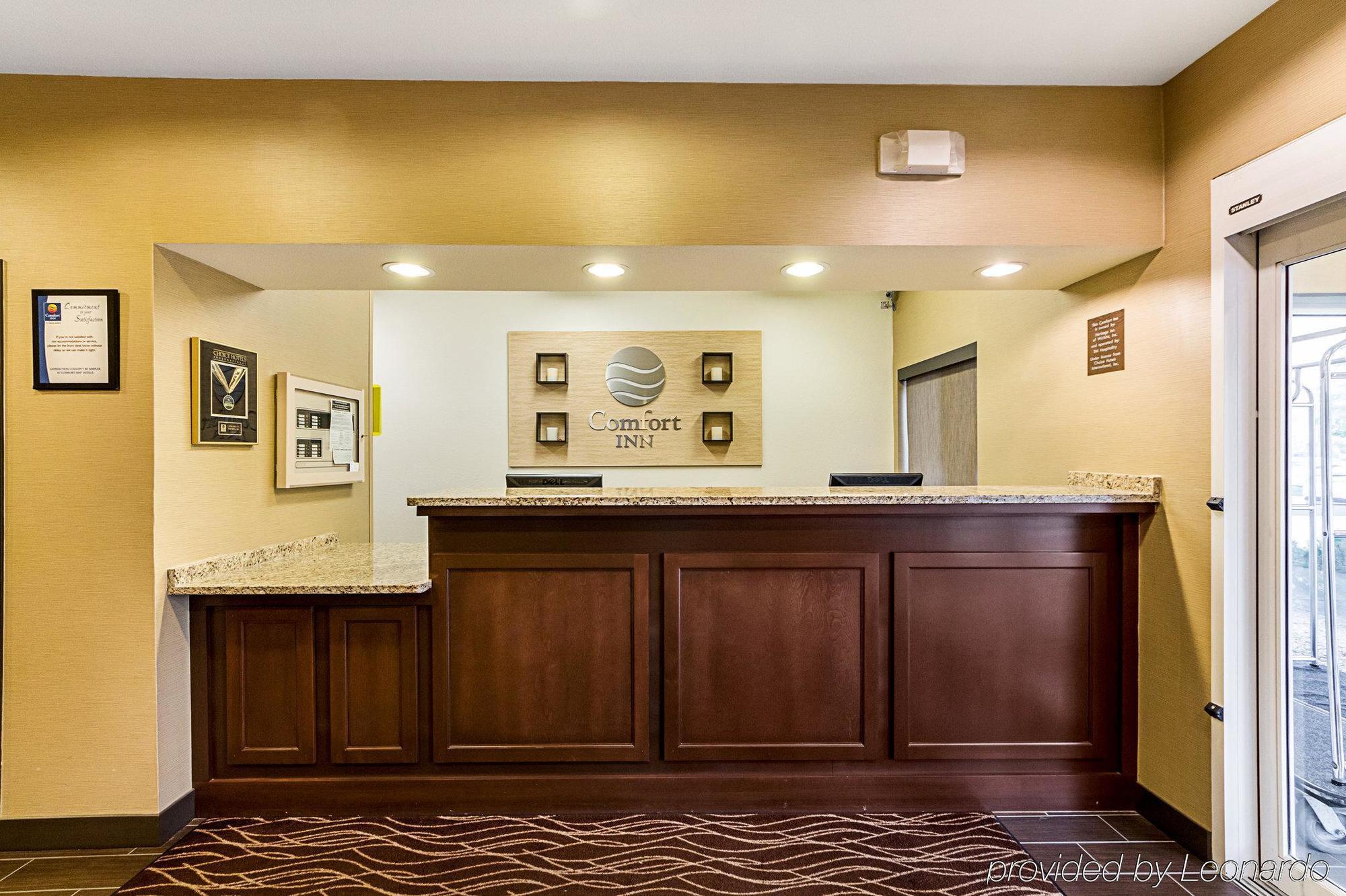 Comfort Inn East Wichita Exterior photo